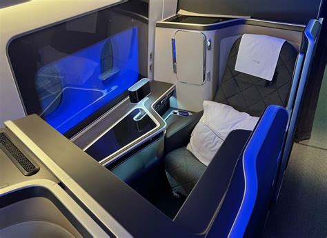boeing 777 british airways|Review: New British Airways First Class 777 (EWR.